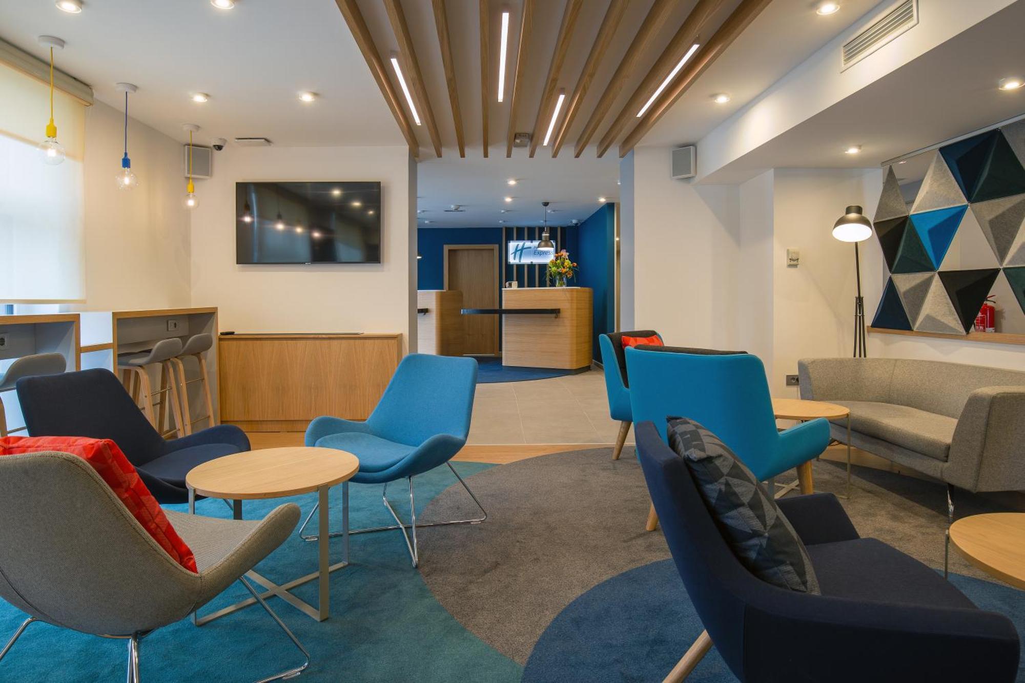 Holiday Inn Express - Ljubljana By Ihg מראה חיצוני תמונה